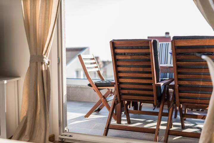 Blue Sky, Modern Sea View Apartment โนวาลยา ภายนอก รูปภาพ